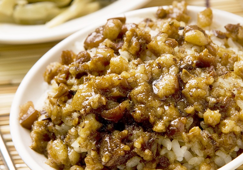 从挑食材开始！做出美味卤肉饭有这些关键…