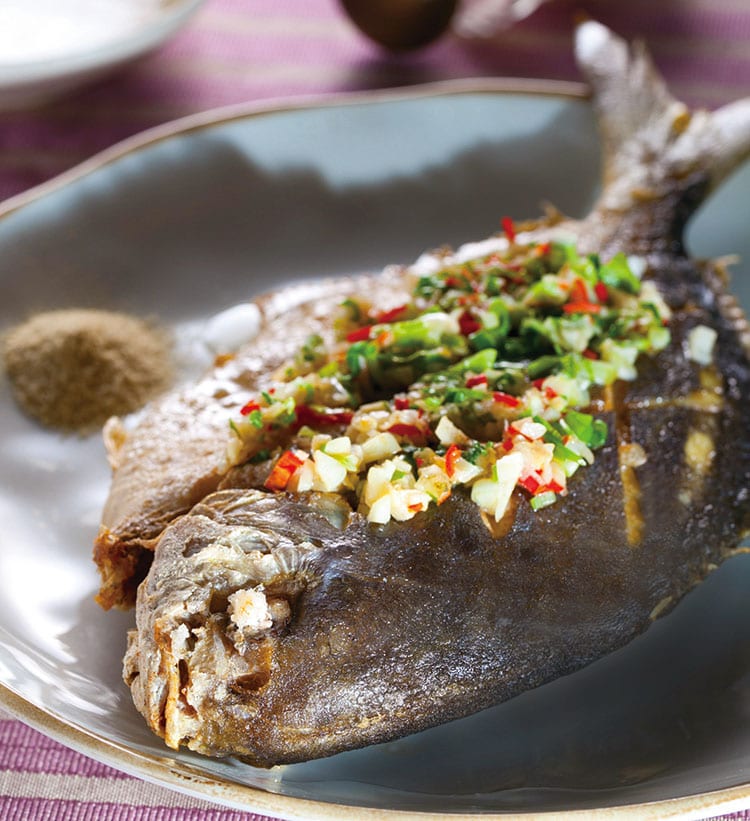食谱:椒盐银鲳鱼
