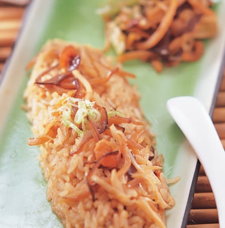 食谱:鱿鱼丝饭