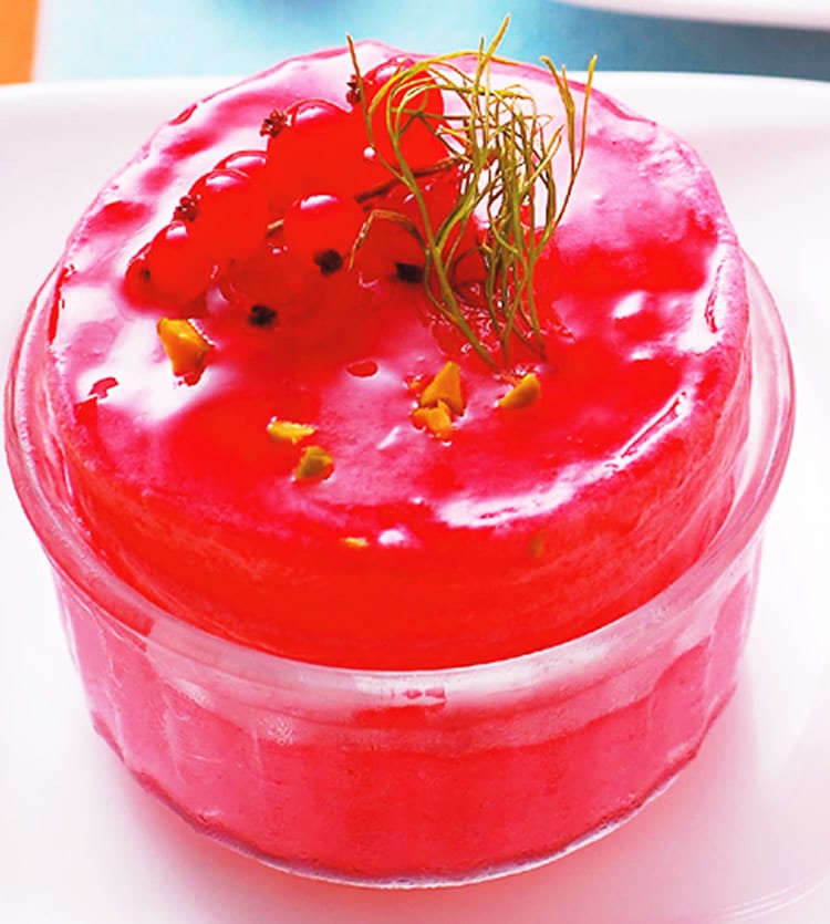 食谱:冰镇野莓舒芙蕾
