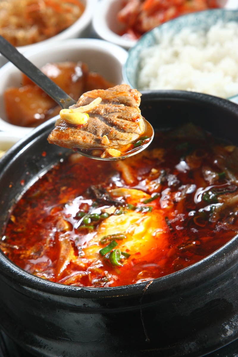 韩式泡菜豆腐锅