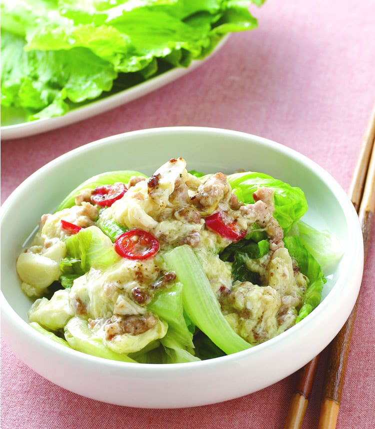 食谱:香椿滑蛋大陆妹