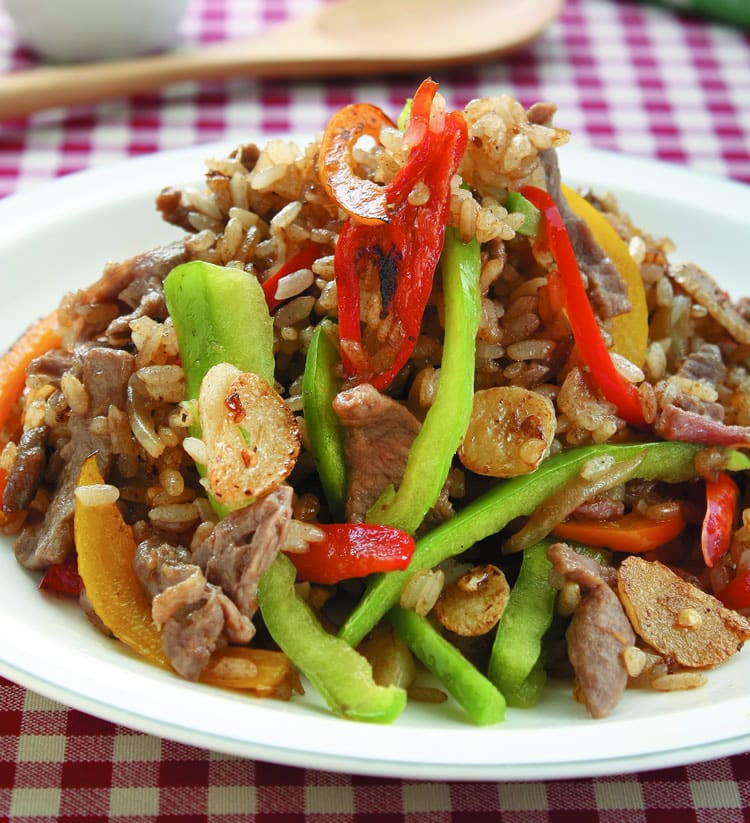 食谱:沙茶彩椒牛肉炒饭