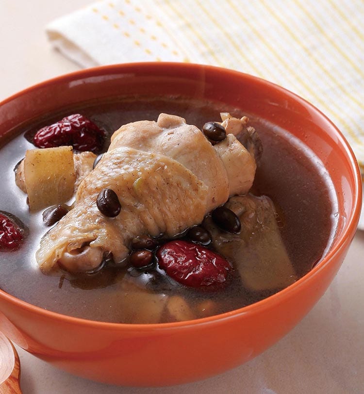 食谱:红枣黑豆鸡汤