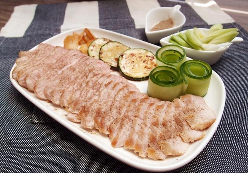 蒜味椒盐松阪猪，「这样切」肉质更软嫩！