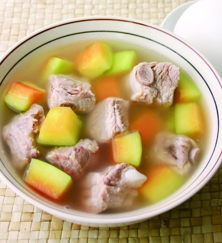 食谱:青木瓜炖排骨汤