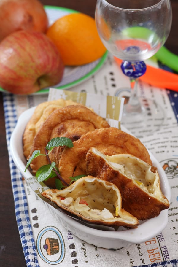 酥炸起士鸡肉饺