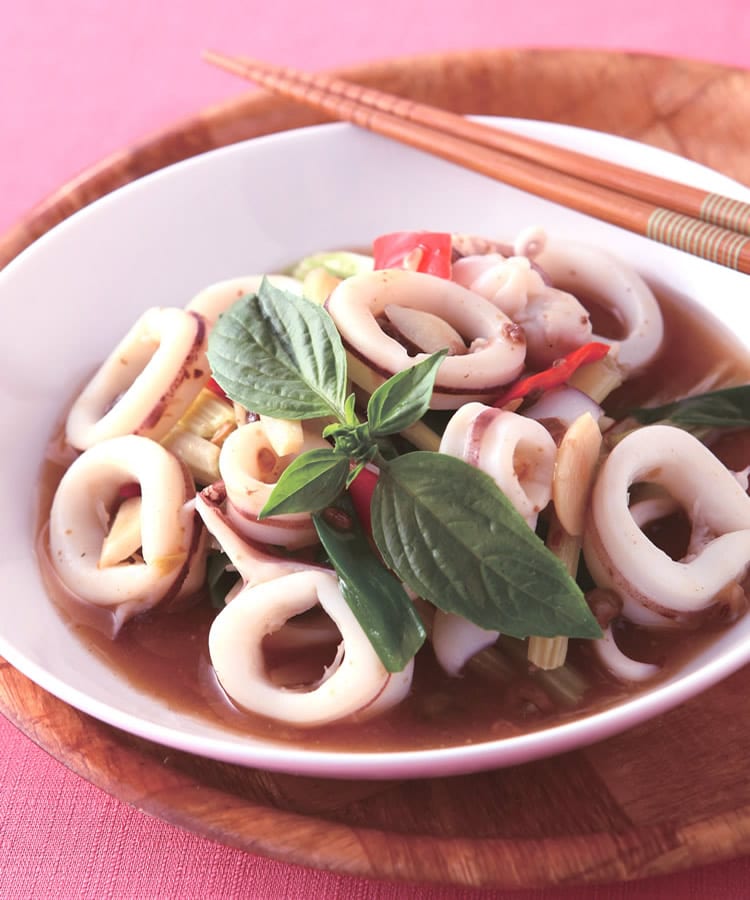 食谱:芹菜炒花枝(1)