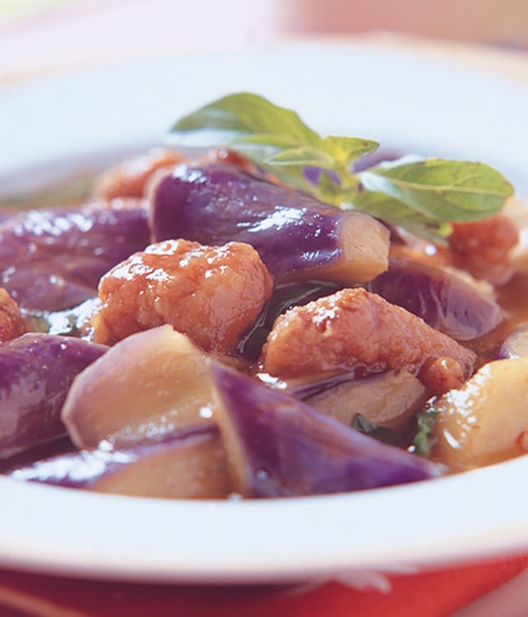 食谱:咸酥鸡焖紫茄