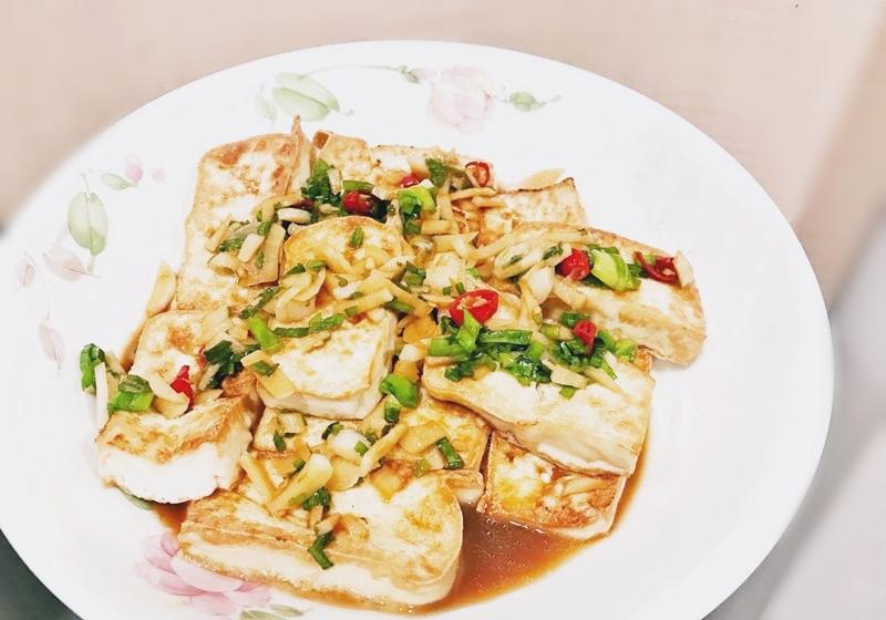 家常葱烧豆腐