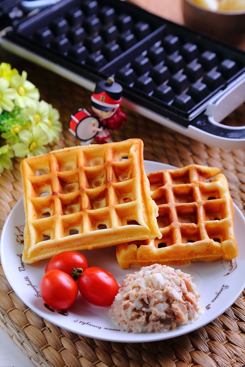 鲔鱼松饼