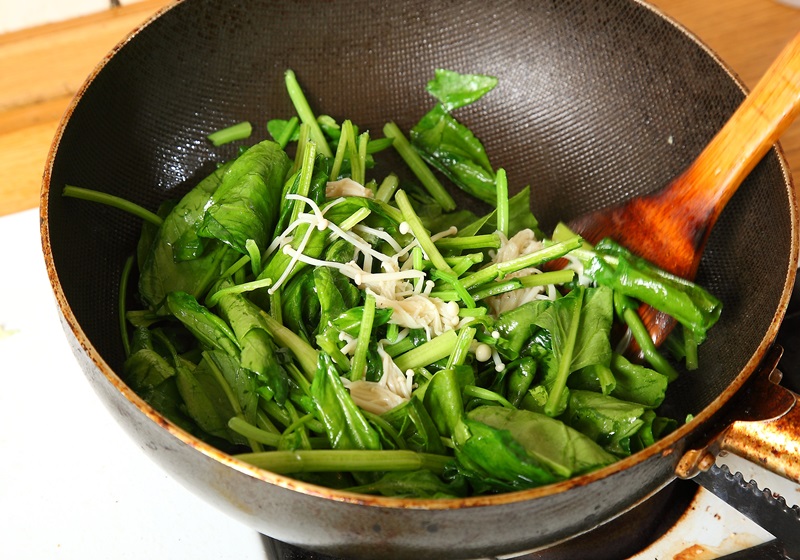 金针菇波菜