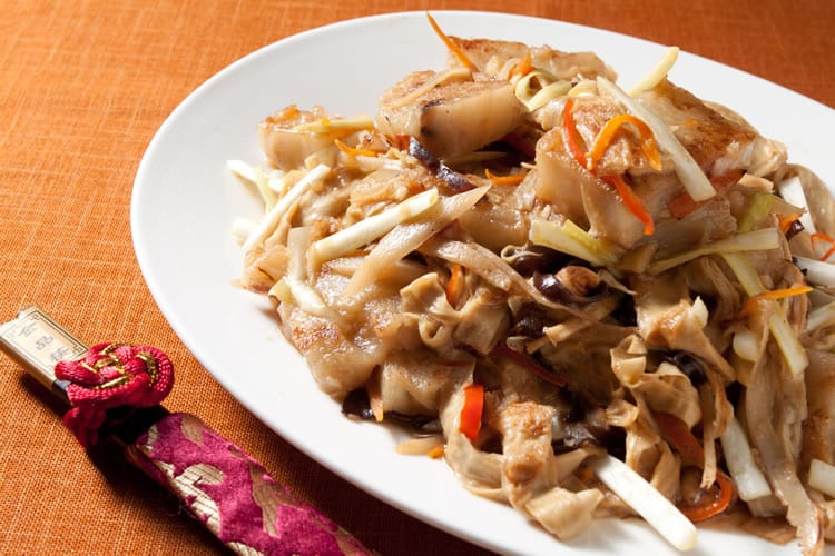食谱:炒年糕(萝卜糕再利用)