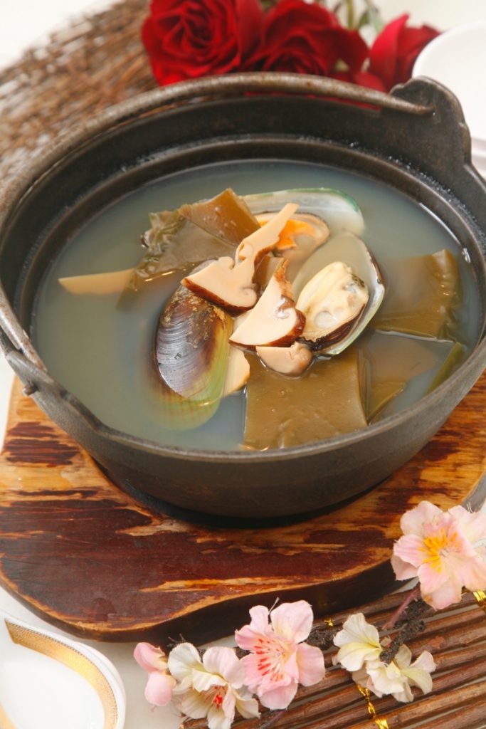 韩茸昆布孔雀贝