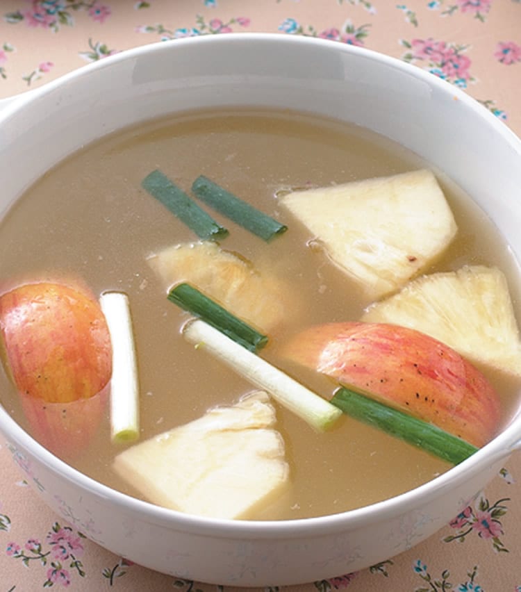 食谱:凤梨苹果水果锅
