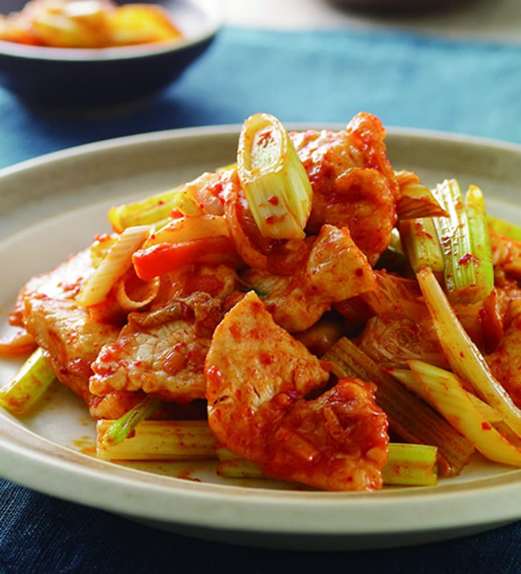 食谱:泡菜炒鸡胸肉片