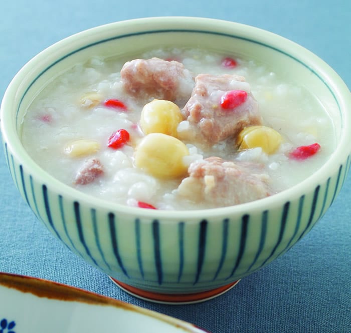 食谱:莲子排骨粥