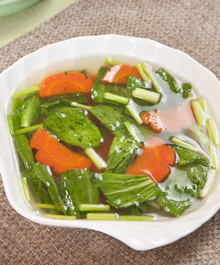 食谱:蔬菜鸭清汤