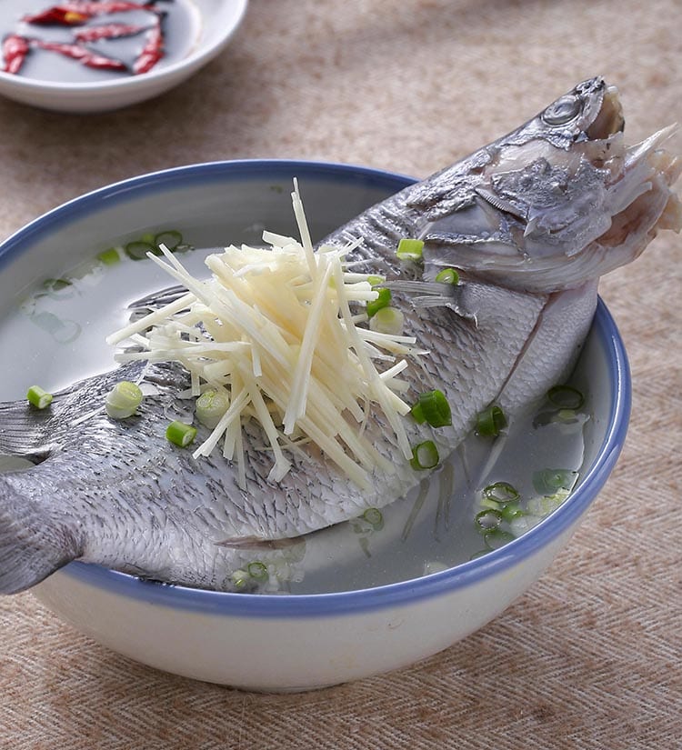 食谱:姜丝鲜鱼汤(2)