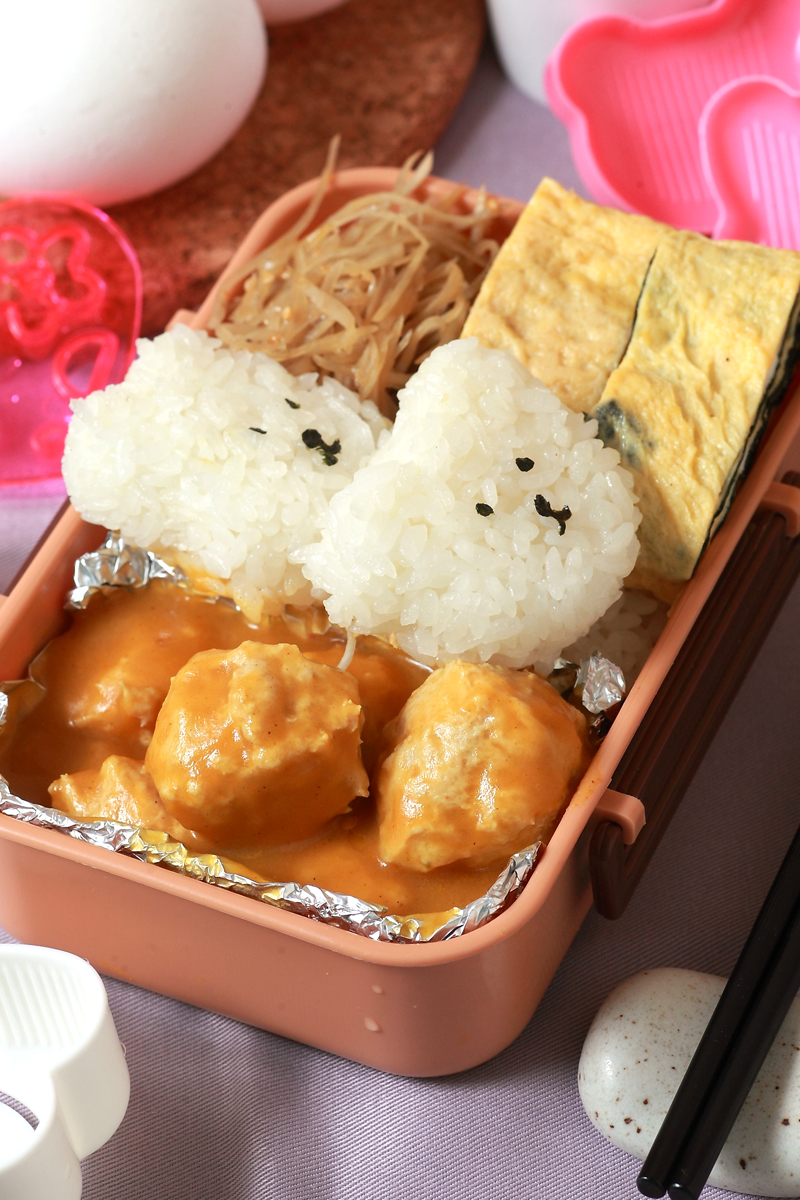 日式咖哩鸡肉丸子