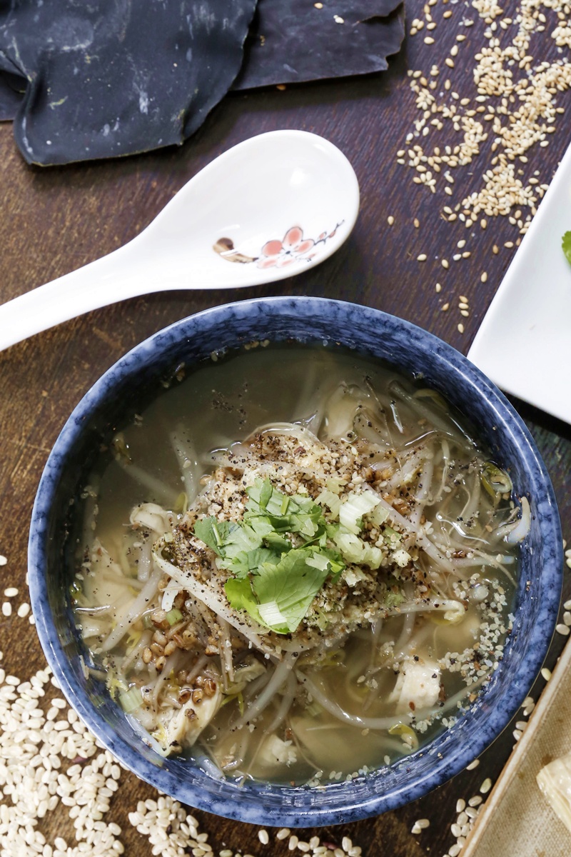 糙米豆包昆布汤