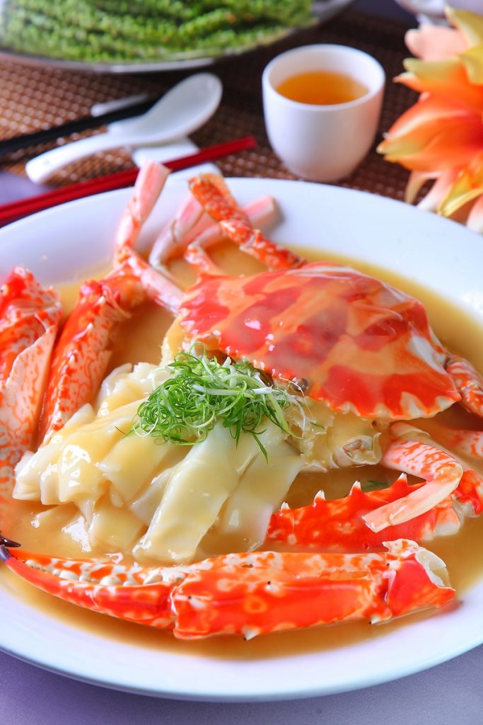 花雕鸡油蒸花蟹伴陈村粉