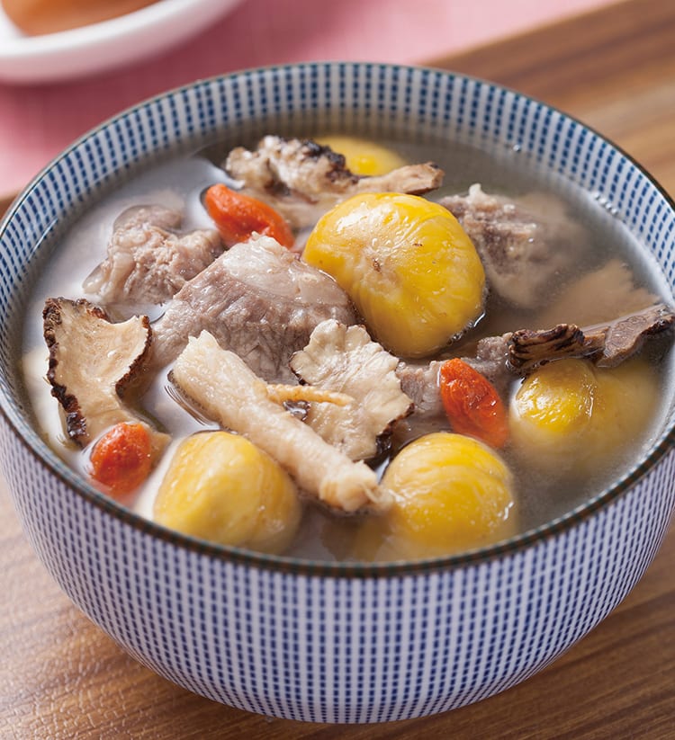 食谱:沙参栗子排骨汤