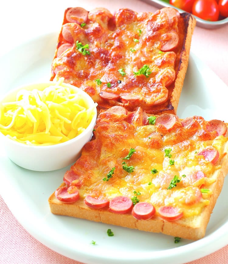 食谱:烤鑫鑫肠吐司披萨