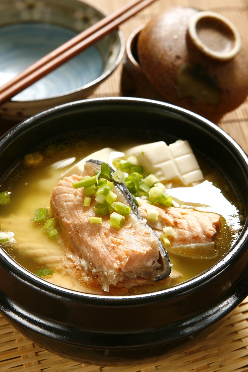 日式鲑鱼味噌汤