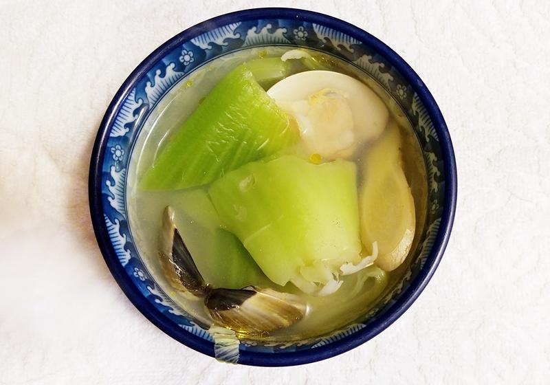 芥菜蛤蜊鸡汤