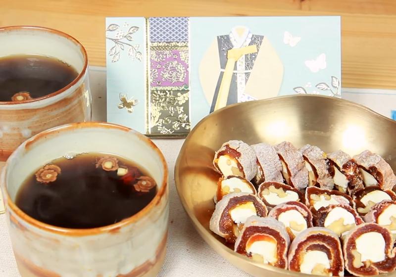 韩式传统甜点｜水正果 + 柿饼核桃卷 (影音)
