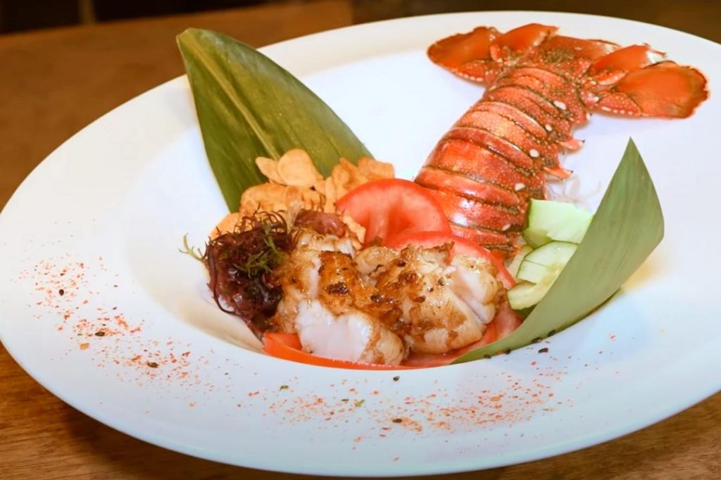 剪刀＋汤匙就搞定！料理龙虾超简单 学起来犒赏自己